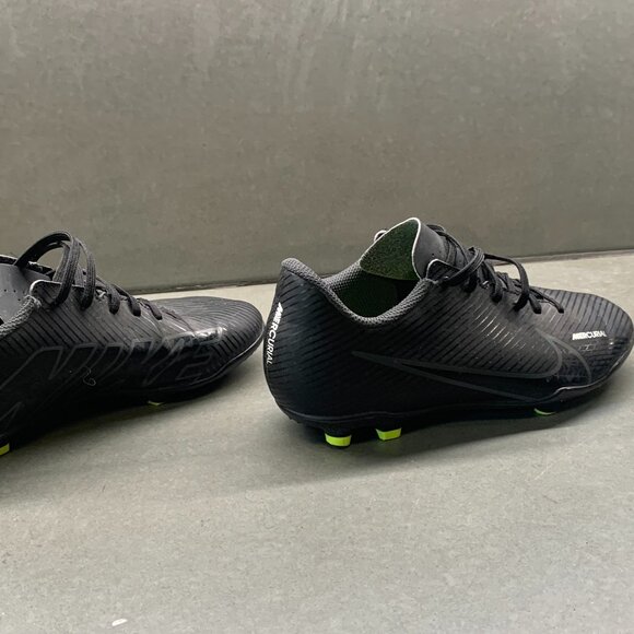 Nike Mercurial Firm-Ground Soccer Cleats – Black/Volt – Size 4.5Y - Picture 2 of 4